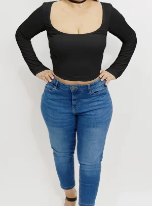 Sexy Scoop Neck Long Sleeves Crop Top